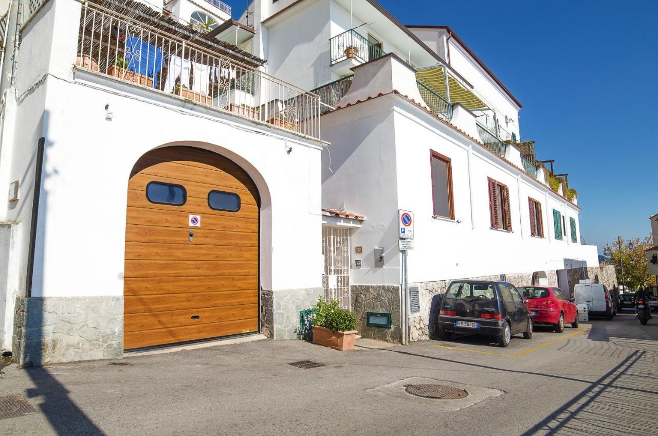 Moressas In Praiano Exterior photo