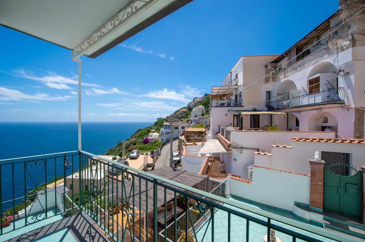 Moressas In Praiano Exterior photo