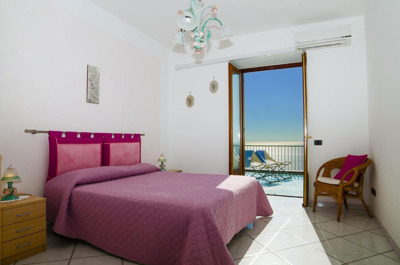 Moressas In Praiano Exterior photo